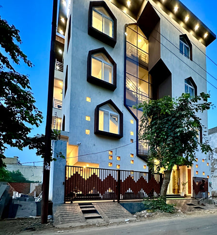 Vasudha Inn